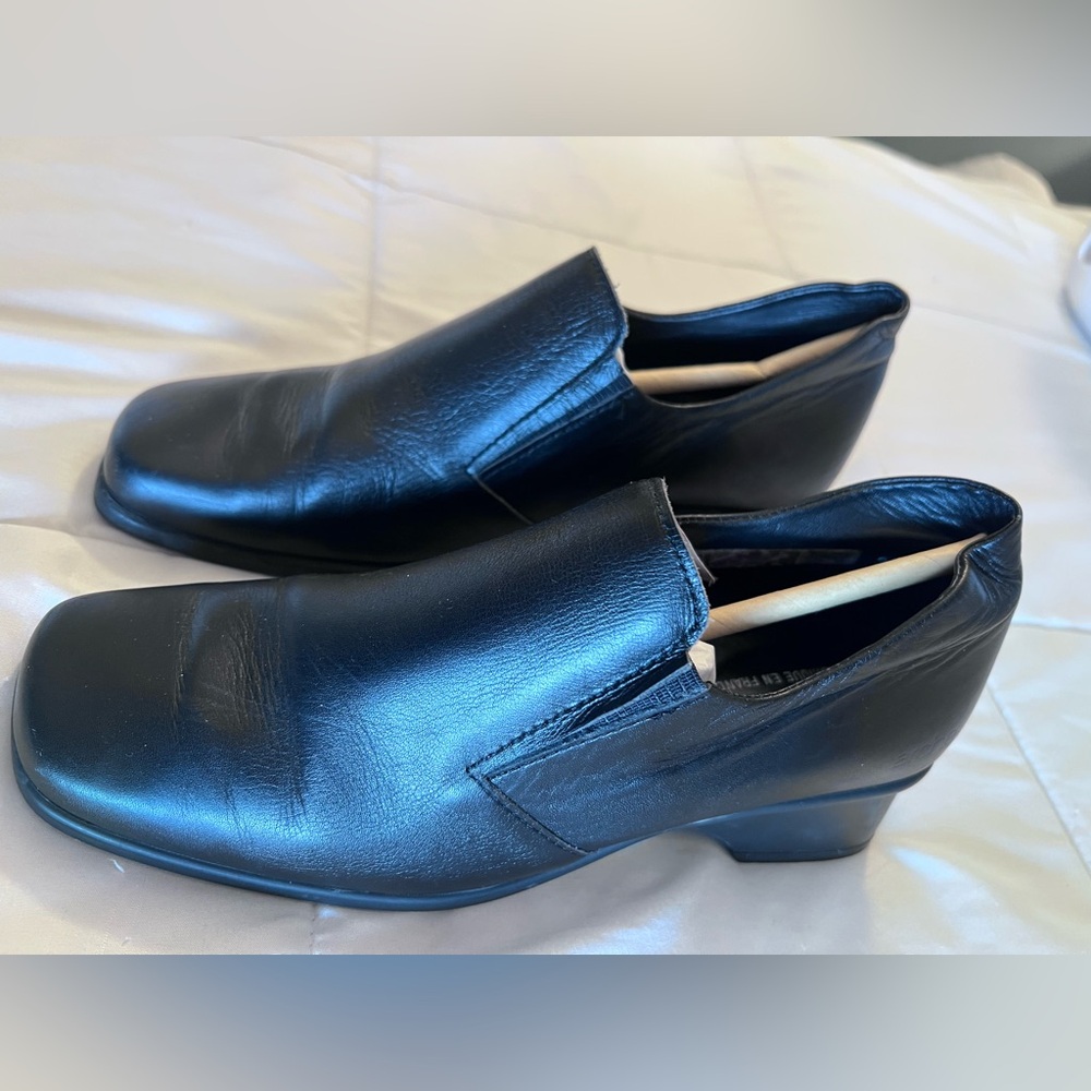 Arche Classic Black Slip-On Loafers